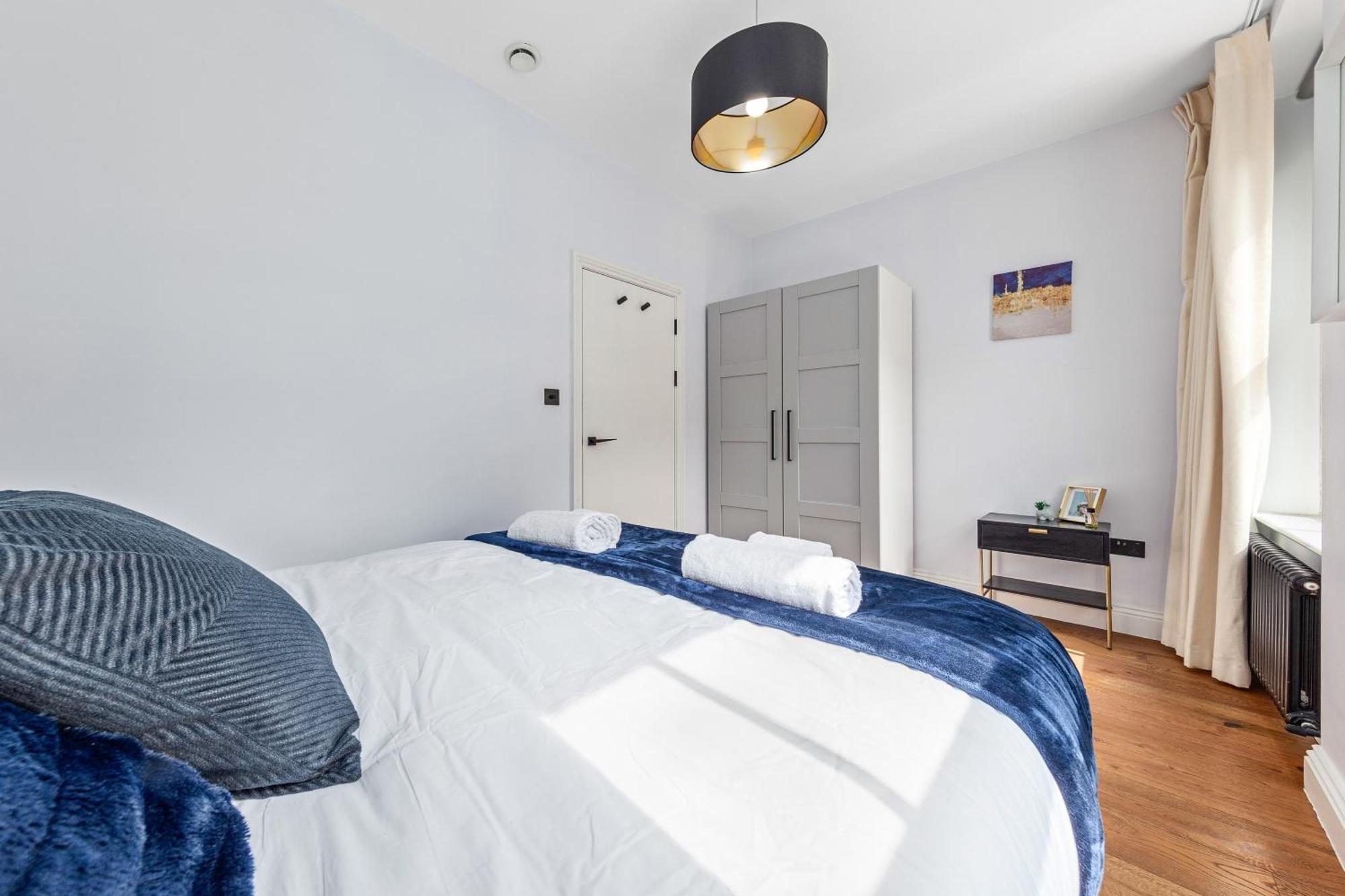 Stylish 2 Bedroom Apartment In Westminster Sleeps 5 With Ac London Bagian luar foto