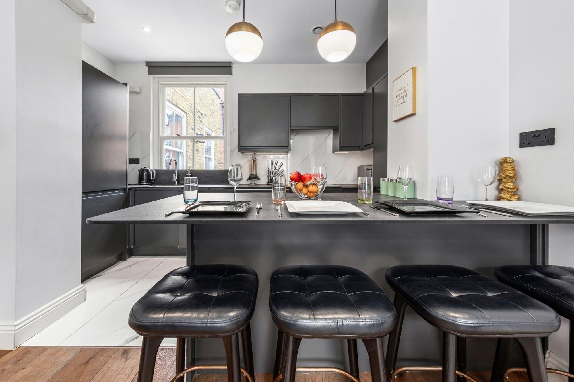 Stylish 2 Bedroom Apartment In Westminster Sleeps 5 With Ac London Bagian luar foto